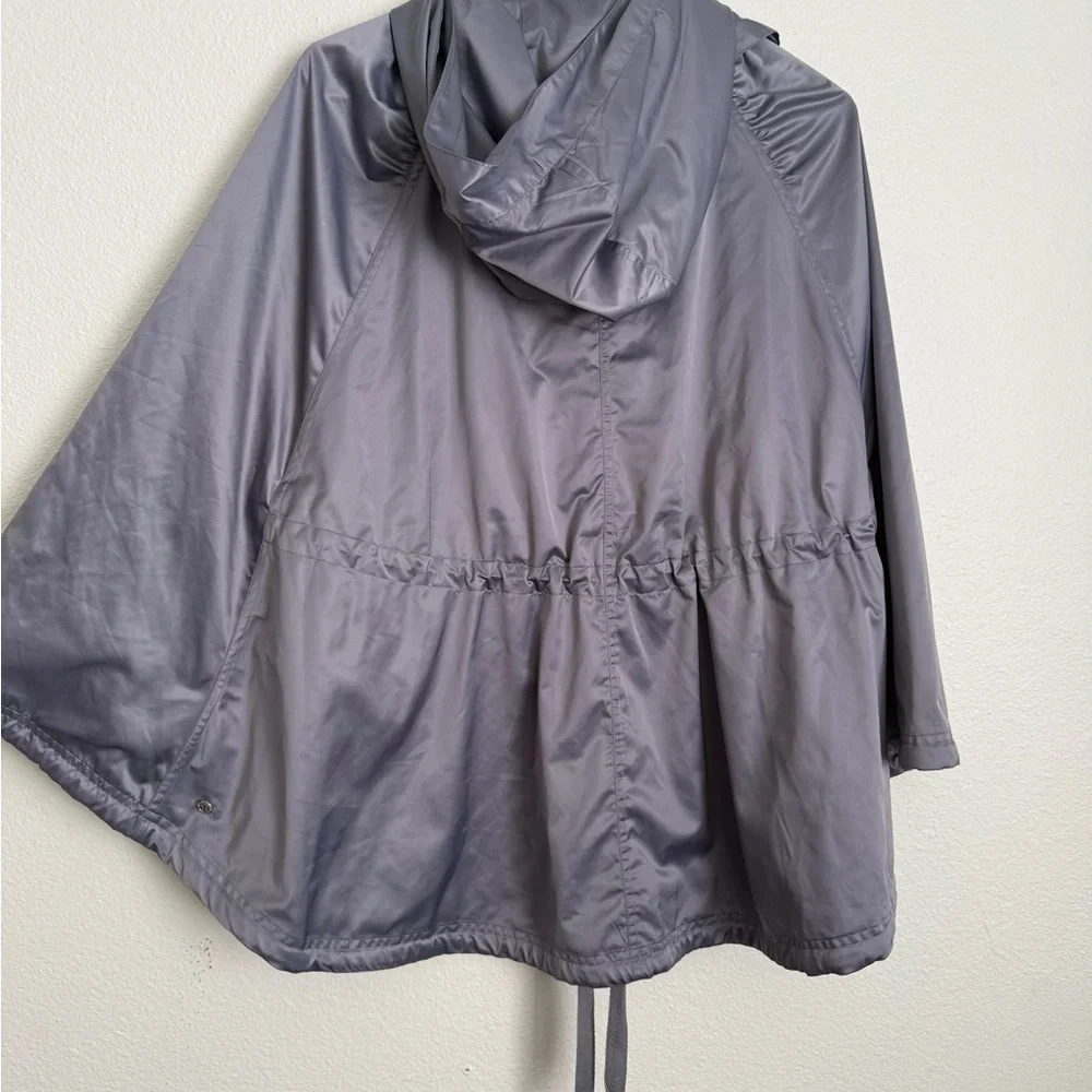 lululemon athletica Charcoal Hooded Cape Jacket - Picture 5 of 7